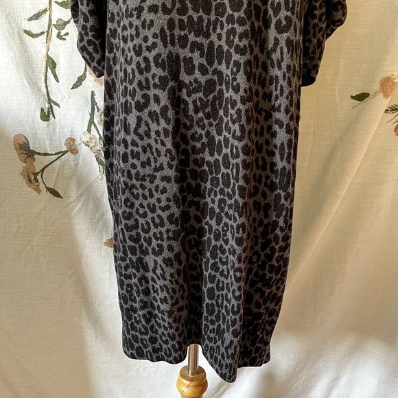 Grey Leopard Print Sweater Dress - Picture 6 of 7